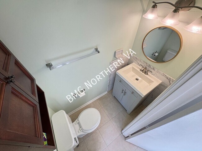 Building Photo - 7343 Rokeby Dr