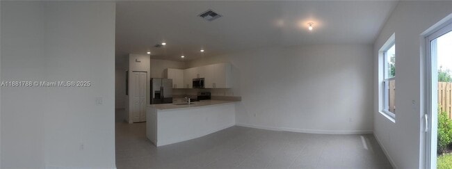 Building Photo - 35761 SW 178th Ct