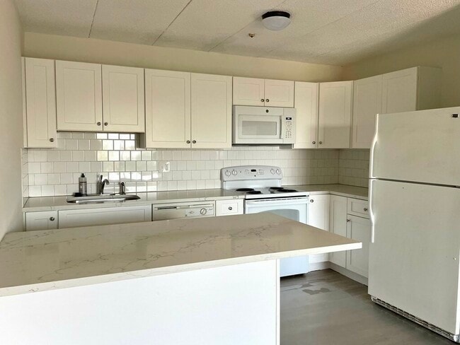 Building Photo - 308 Quarry St