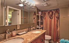 Building Photo - 843 Artwood Rd NE