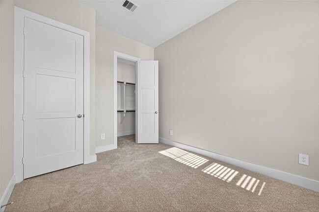 Building Photo - 24110 Blooming Daisy Cir