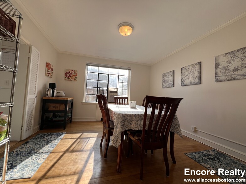 Building Photo - 111 Longwood Ave