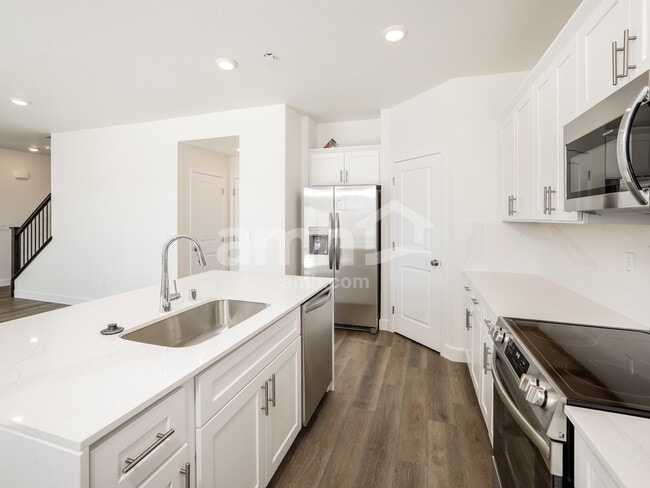 Building Photo - 6442 Intuition Ln