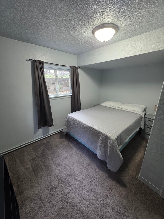 Building Photo - 505 S 10th St