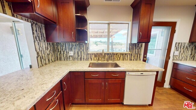 Building Photo - 2629 Meguiar Dr