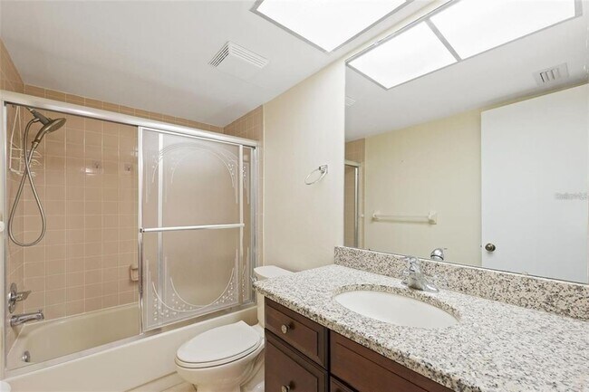 Building Photo - 4620 Bay Blvd