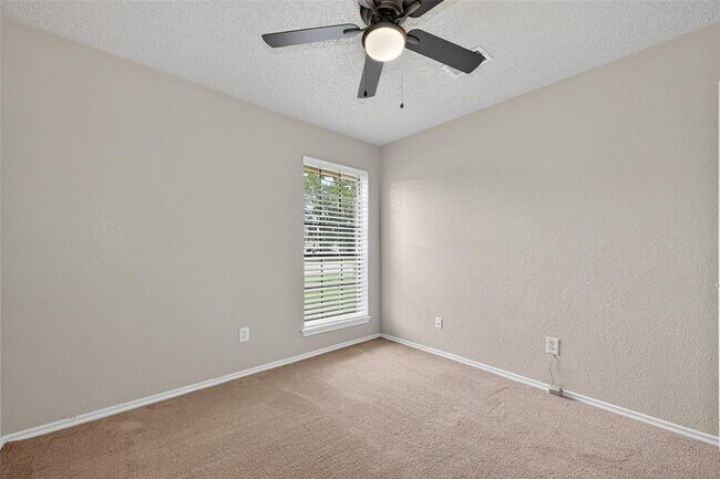 Building Photo - 1503 Quail Trace Dr