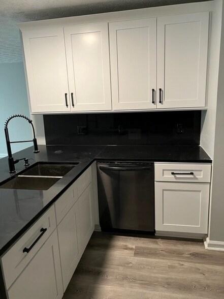 Building Photo - 3776 Harvest Dr
