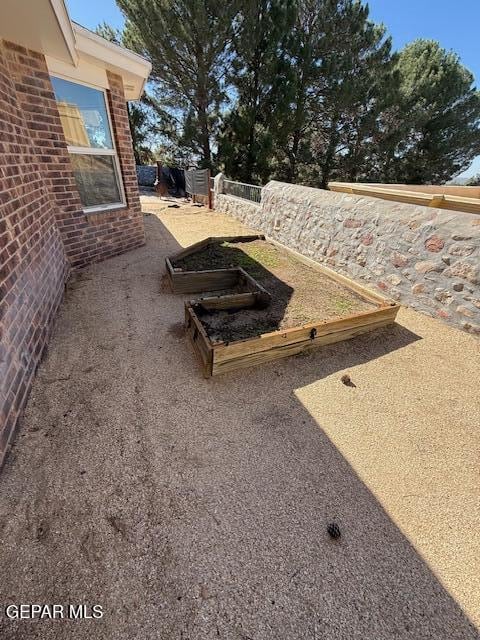 Building Photo - 6344 Via Aventura Dr