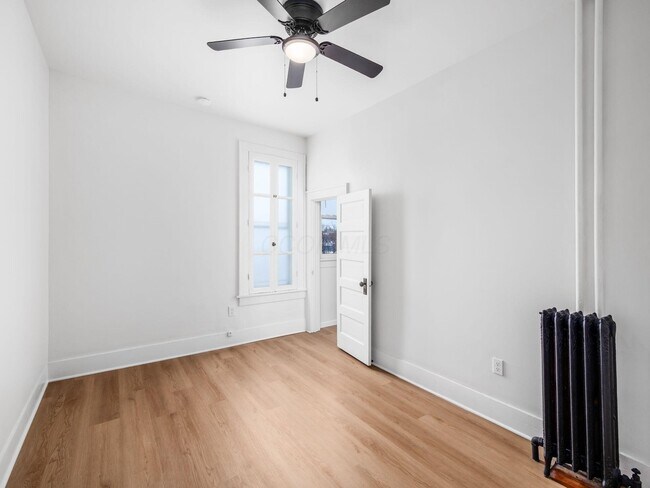 Building Photo - 49 S Liberty St