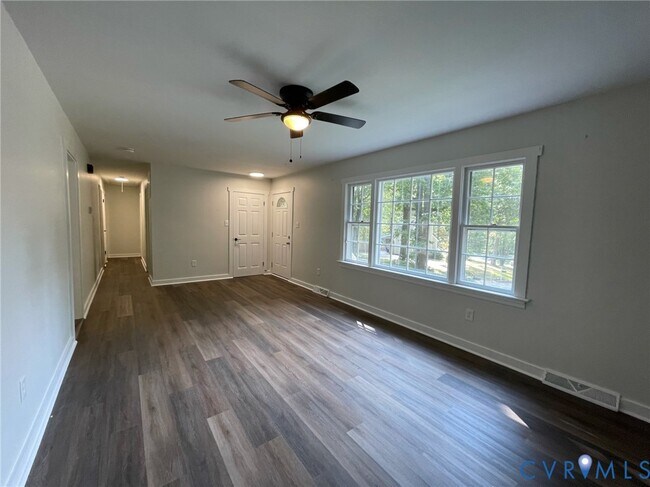 Building Photo - 115 Big Meadows Terrace