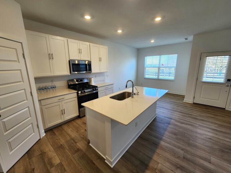 Building Photo - 17356 Rancorn Pl