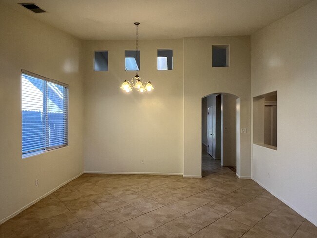 Building Photo - 10209 Polo Saddle Dr