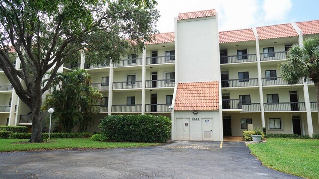 Building Photo - 2500 Presidential Way