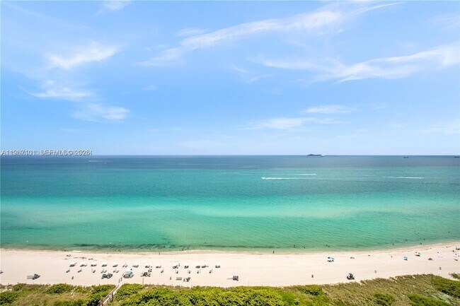 Building Photo - 4775 Collins Ave