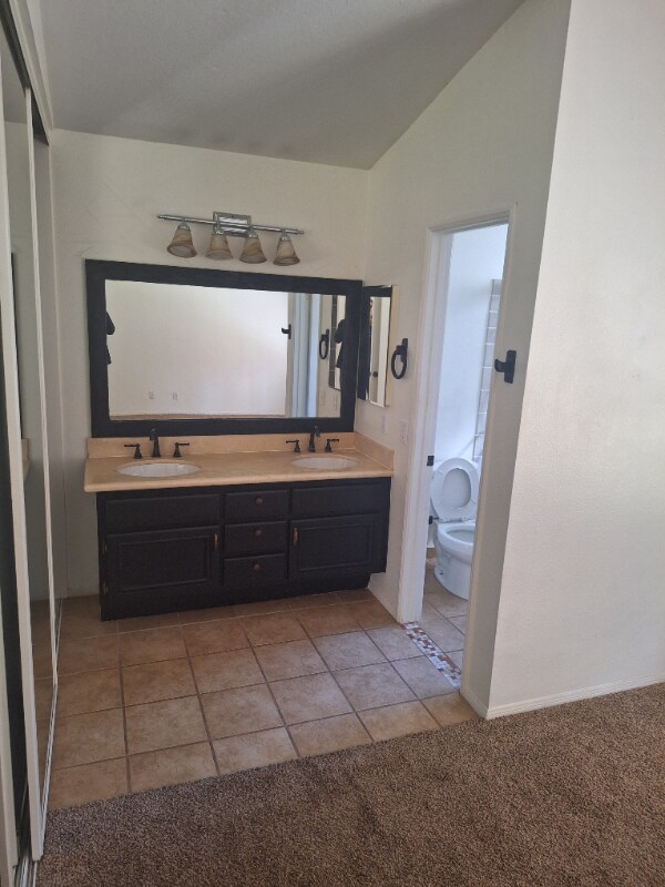 Building Photo - 39751 Amberley Cir