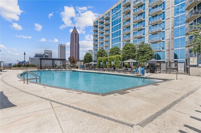 Building Photo - 400 W Peachtree St NW