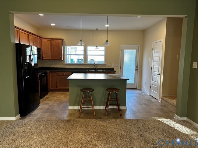 Building Photo - 8213 Center Path Ln