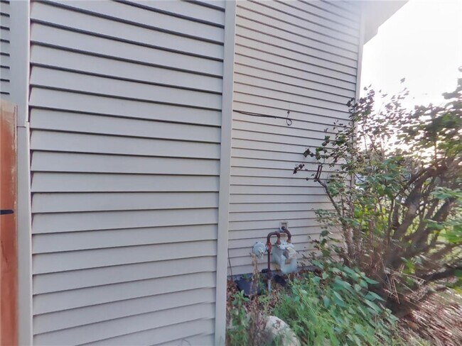 Building Photo - 9864 Wake St NE