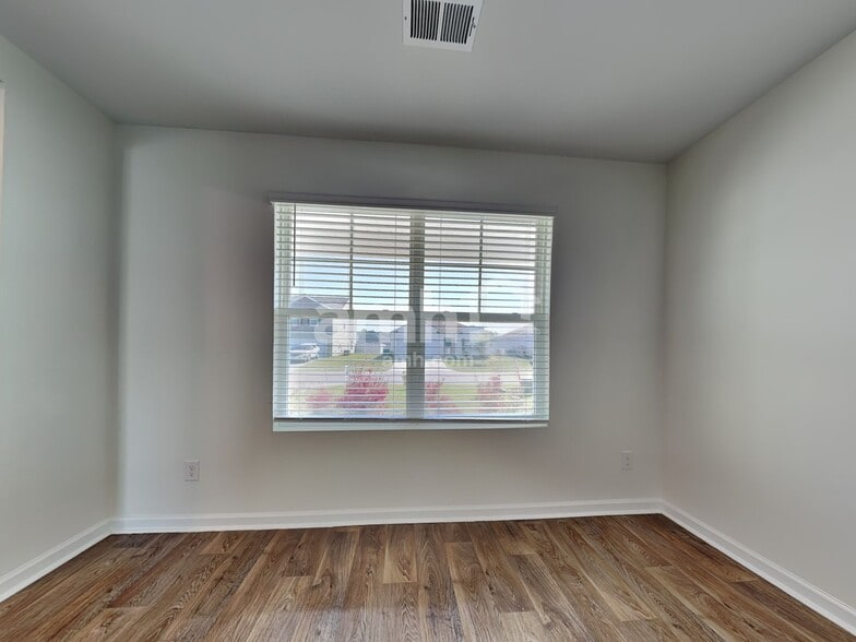 Building Photo - 176 Tobago Cir