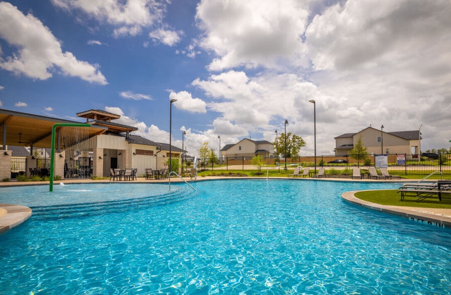 Community Pool - 11802 Hurricane Haze Dr