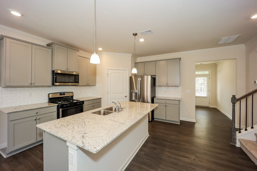 Building Photo - 101 Shadow Gln Rd