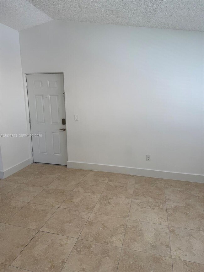 Building Photo - 3600 N 56th Ave