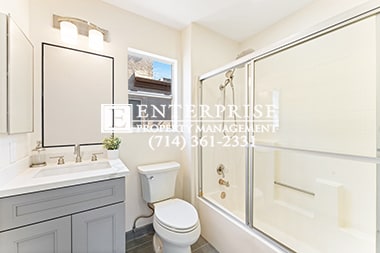 Building Photo - Beautiful Townhome (2432 Moon Dust)