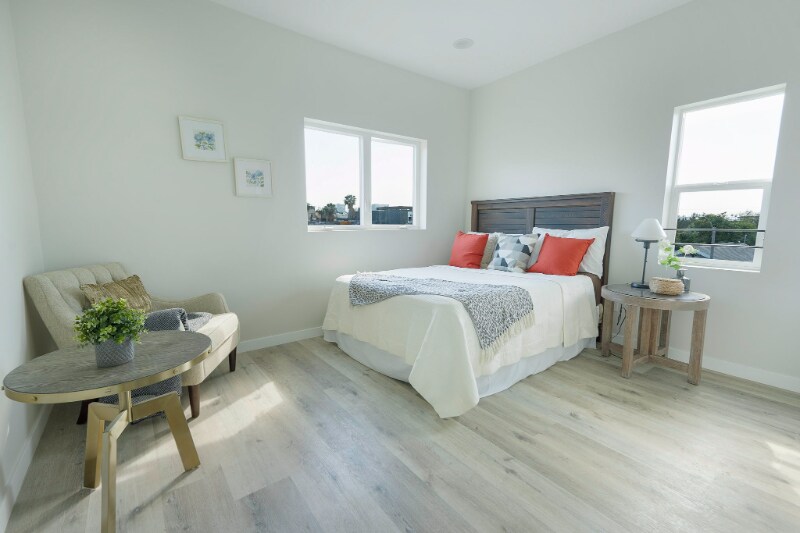 Building Photo - 140 N Carondelet St