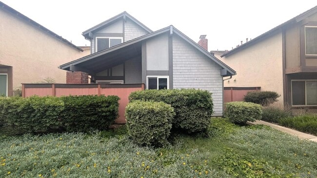Building Photo - 5057 Abuela Dr