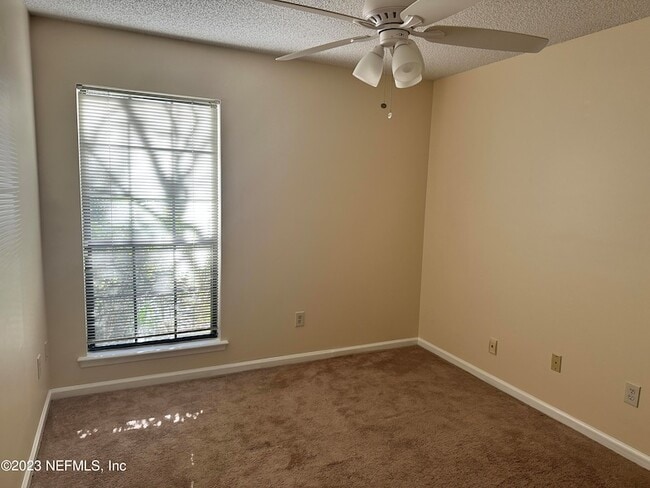 Building Photo - 4345 Gran Meadows Ln S