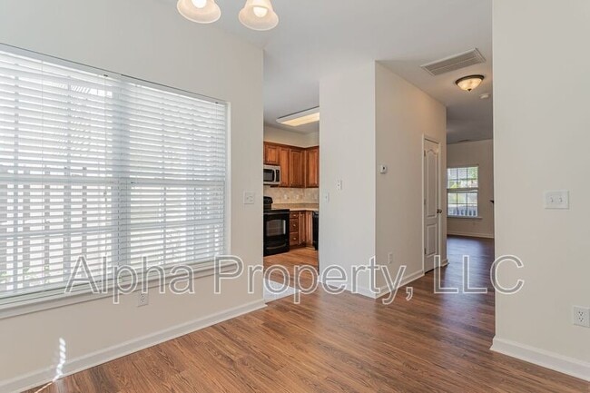 Building Photo - 382 Juniper Bend Cir