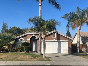 Building Photo - 8820 Winlock St