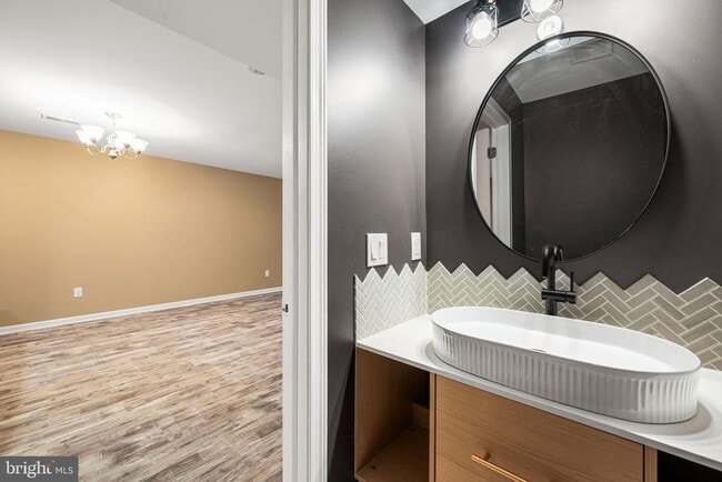 Building Photo - 222 South St