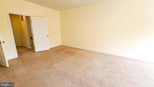 Building Photo - 3504 Tabard Ln