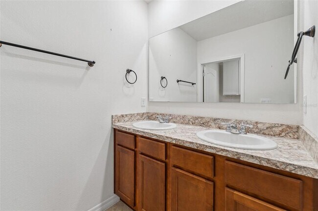 Building Photo - 1422 Fox Squirrel Dr