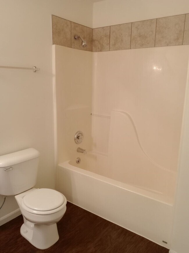 Building Photo - 3527-3529 Prescott Dr.