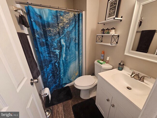 Building Photo - 3108 Sounding Dr