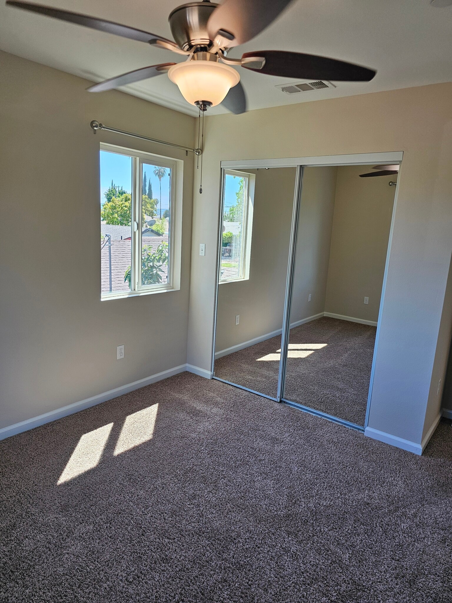 Building Photo - 6649 Cleon Ave