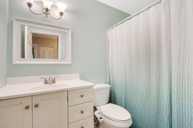 Building Photo - Port St Lucie Pool Home