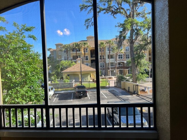 Building Photo - Spacious 3BR/2BA Gated Condo with Resort-Style Amenities!
