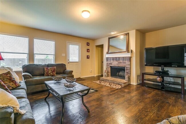 Building Photo - 8832 Elk Creek Ln