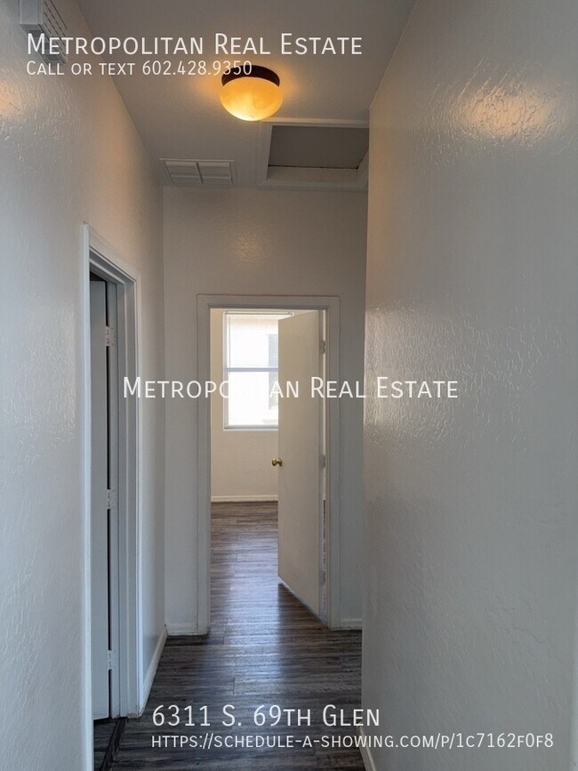 Building Photo - 6311 S 69th Glen