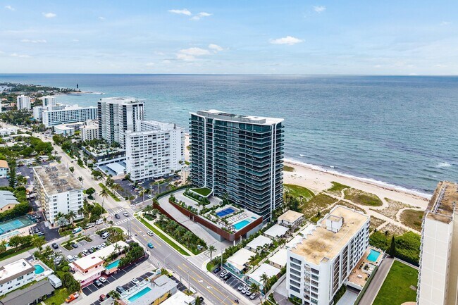 Building Photo - 900 N Ocean Blvd