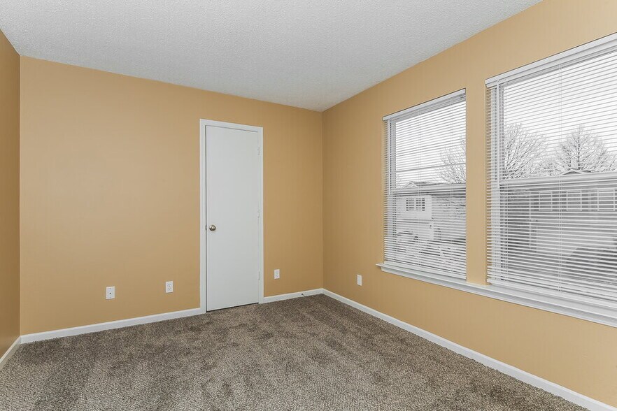 Building Photo - 2511 Redland Ln