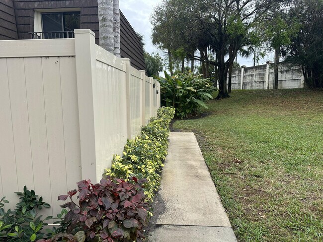 Building Photo - 7307 73rd Way