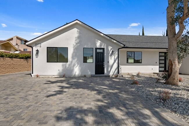 Primary Photo - Two bedroom and one bath House in the hear...