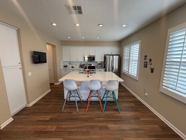 Building Photo - COMING SOON! 4-Bedroom Home in the Gated Villa Metro Community!