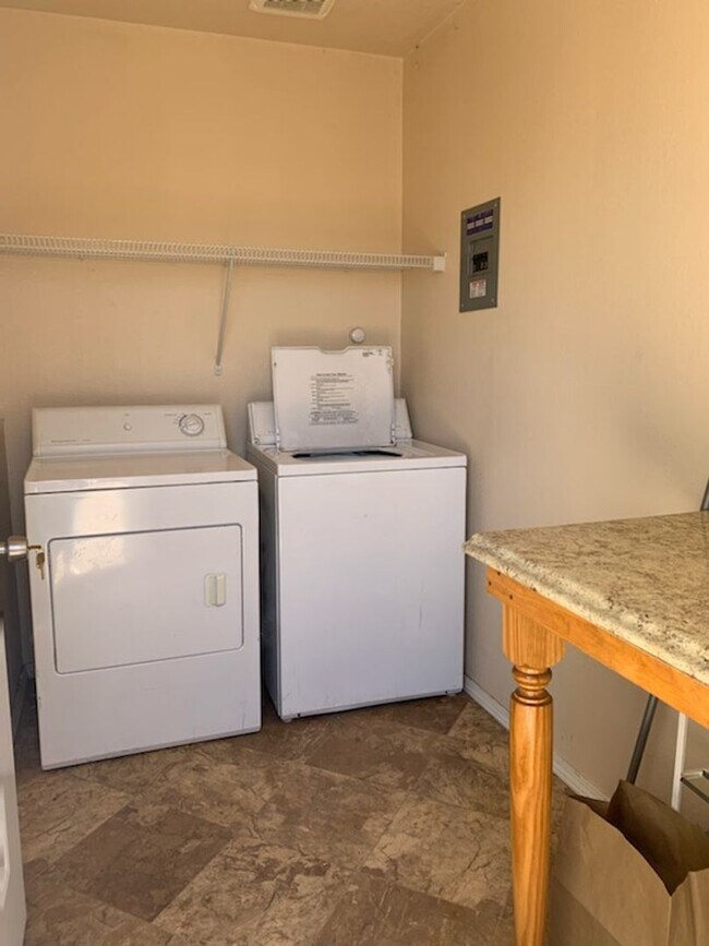 Building Photo - Wilmoore Drive SE-1101 &amp; 1103