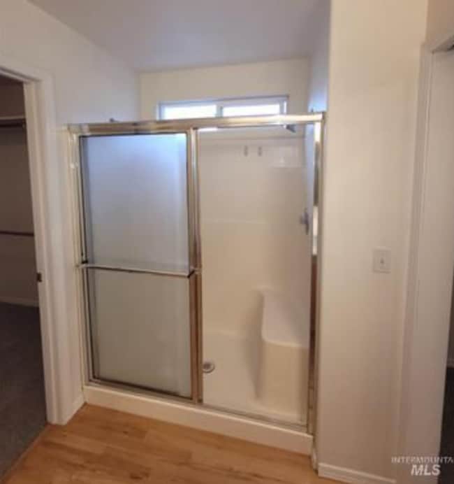 Building Photo - Charming 4-Bedroom Home in Eagle - Lawn Care Included!